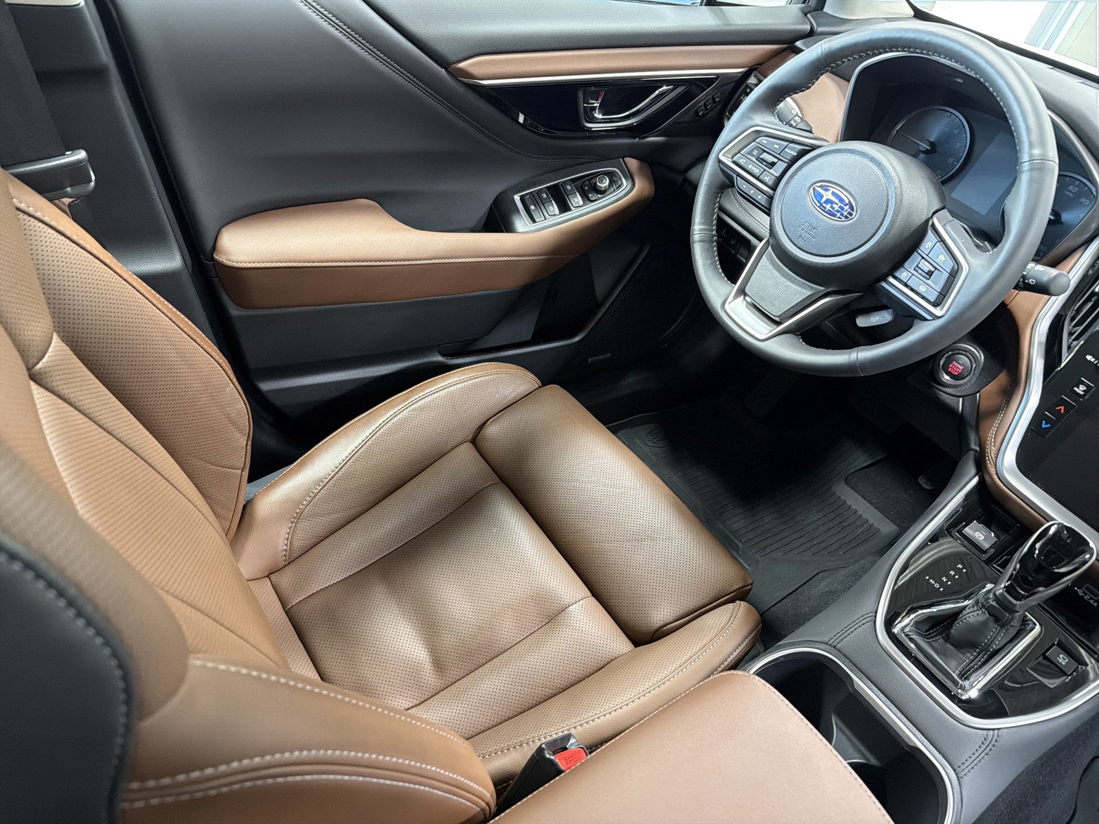 Certified 2025 Subaru Outback Touring w/ Popular Package #2 image 9