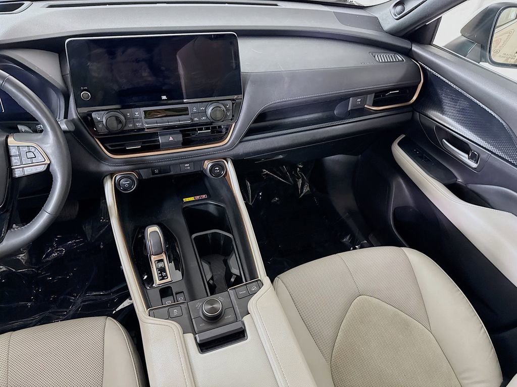 Certified 2024 Toyota Grand Highlander AWD Hybrid image 29