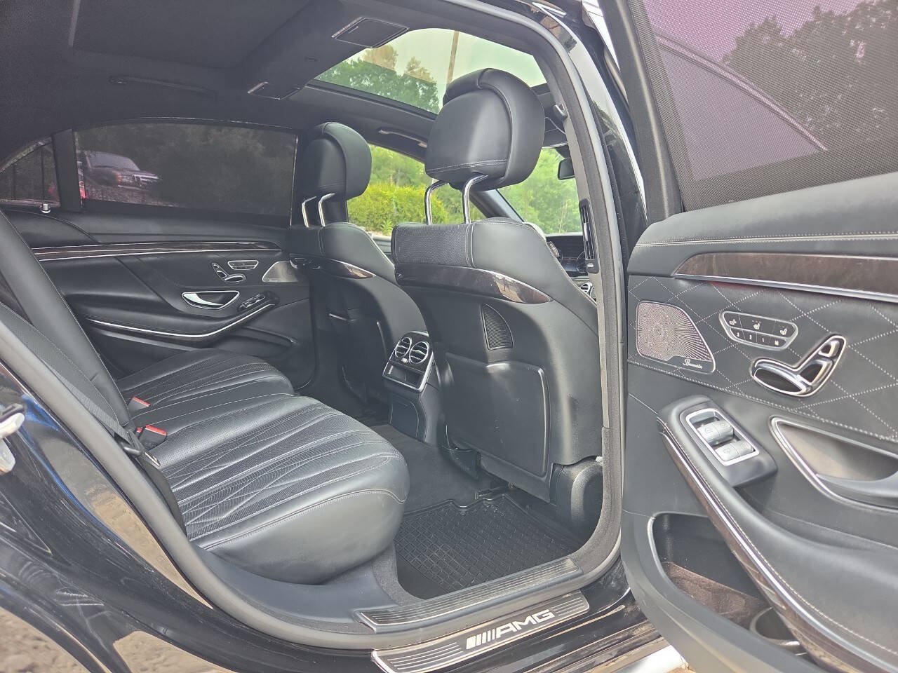 Used 2016 Mercedes-Benz S 63 AMG 4MATIC Sedan image 28