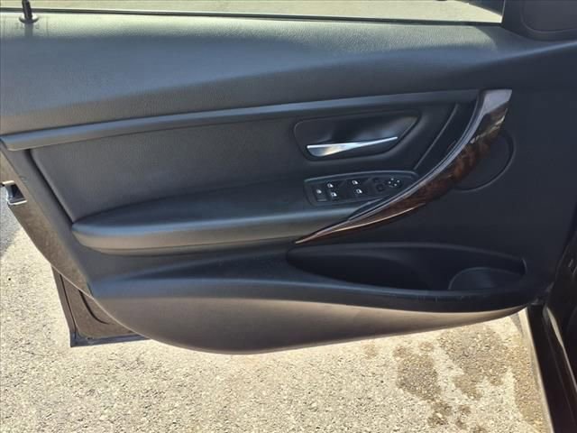 Used 2015 BMW 328i Sedan RWD image 13
