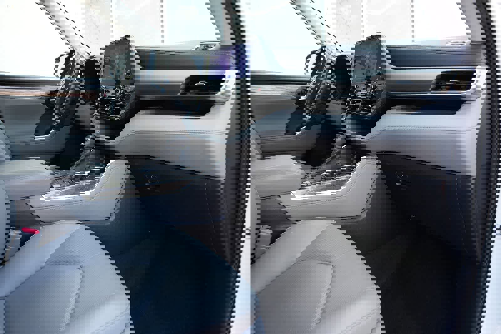 Used 2023 Toyota Highlander Limited image 22