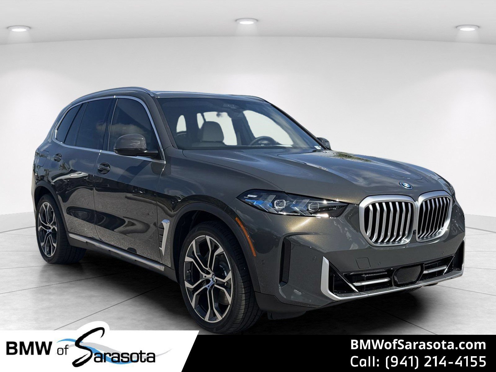New 2026 BMW X5 xDrive50e w/ Executive Package AWD/4WD image 1