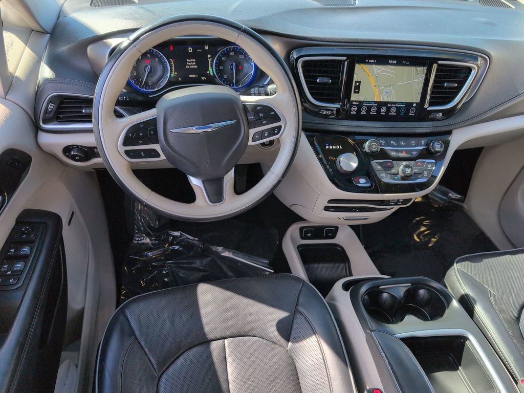 Certified 2018 Chrysler Pacifica Limited w/ Tire & Wheel Group image 24