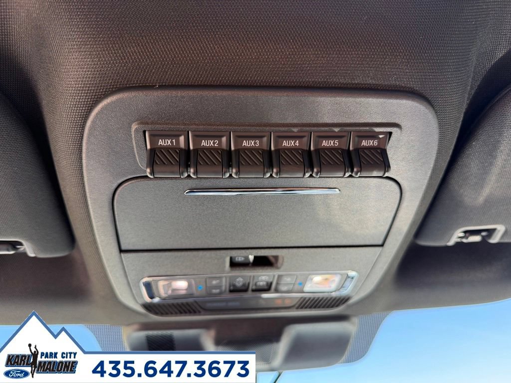 Used 2024 Ford F450 Platinum w/ FX4 Off-Road Package AWD/4WD image 29