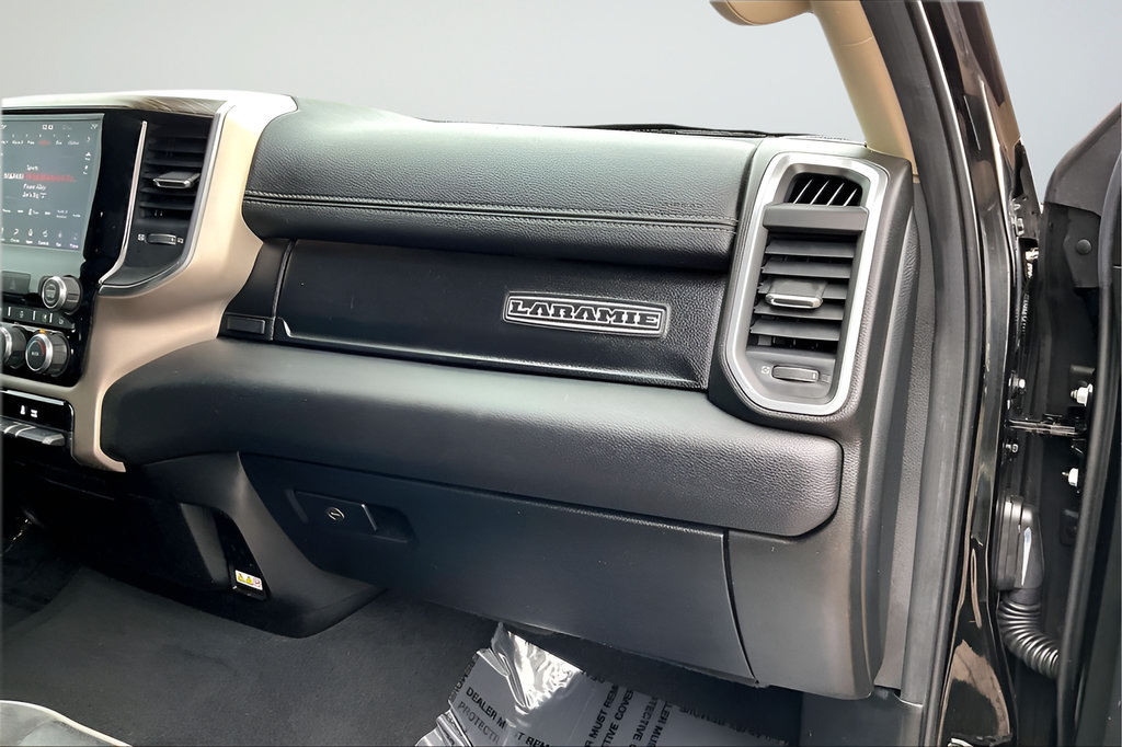 Used 2019 RAM 1500 Laramie AWD/4WD image 20