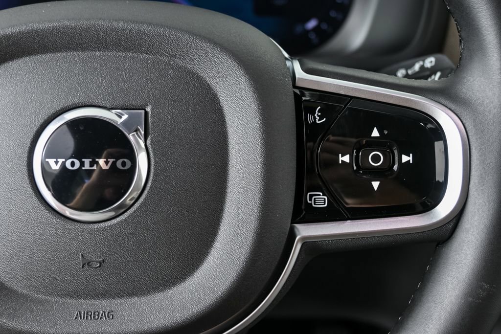 Certified 2026 Volvo XC90 B6 Plus w/ Protection Package Premier image 13