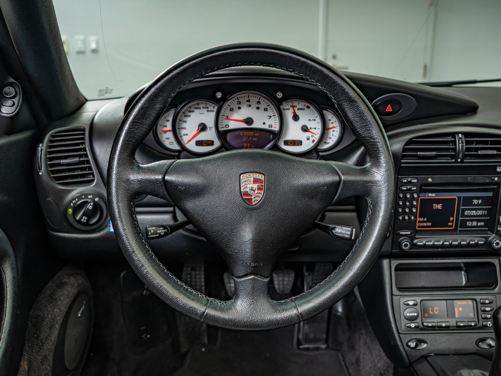 Used 2003 Porsche 911 Carrera RWD image 33