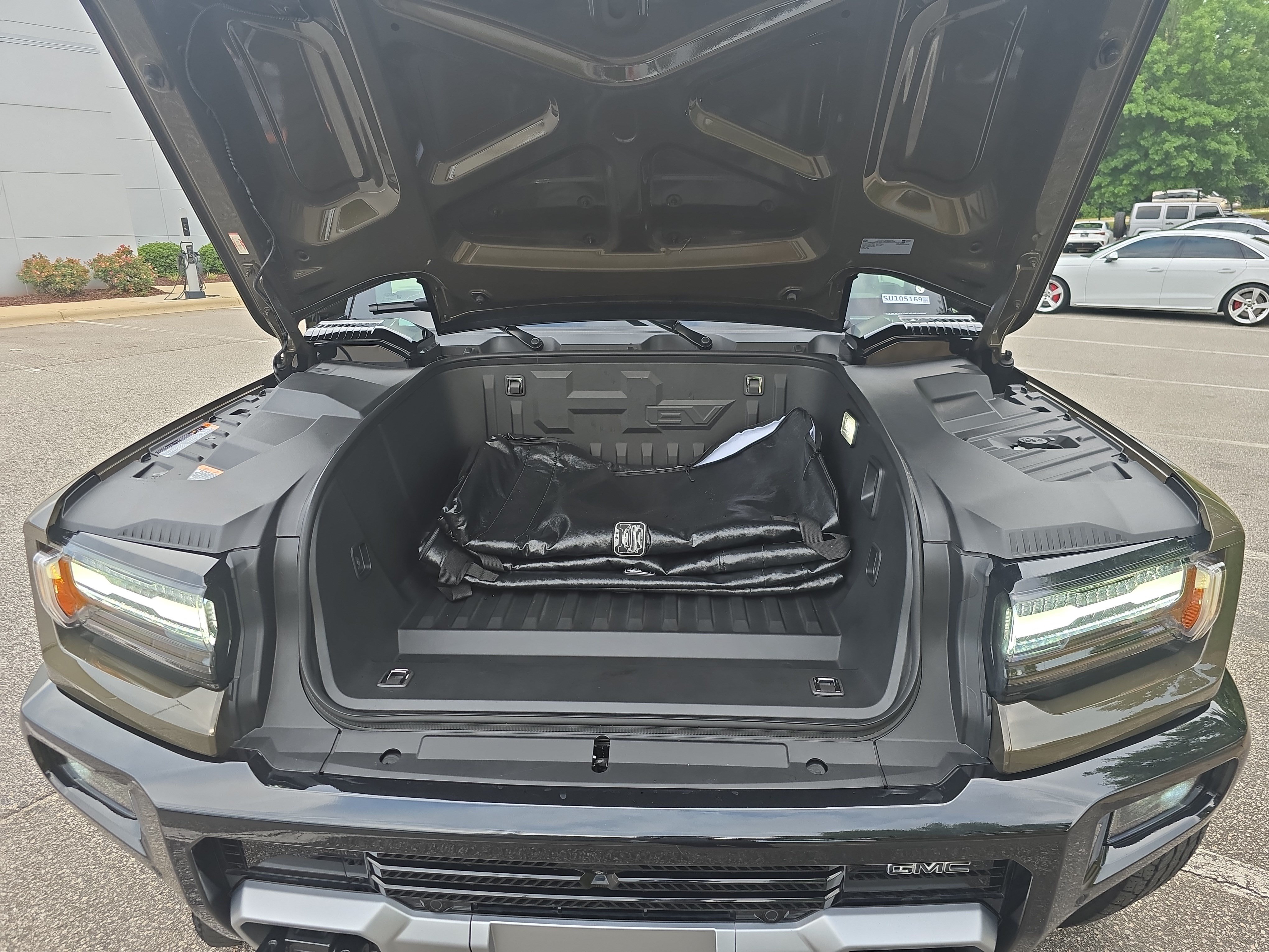 Used 2025 GMC Hummer EV 2X AWD/4WD image 27