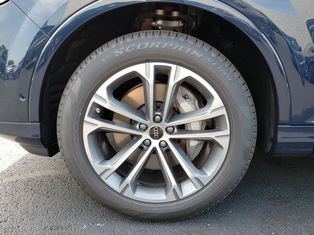 New 2026 Audi Q7 2.0T Premium Plus AWD/4WD image 12