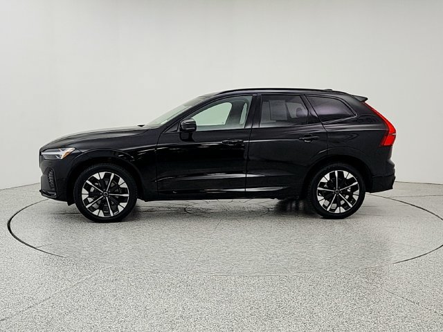 Certified 2026 Volvo XC60 B5 Plus AWD/4WD image 8