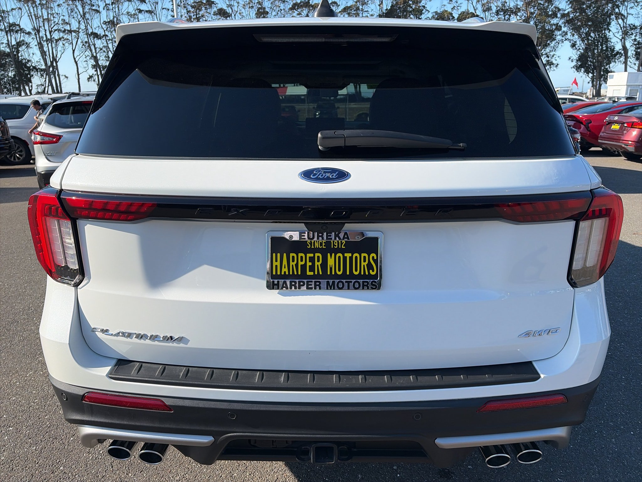 Used 2025 Ford Explorer Platinum w/ Ultimate Package AWD/4WD image 4