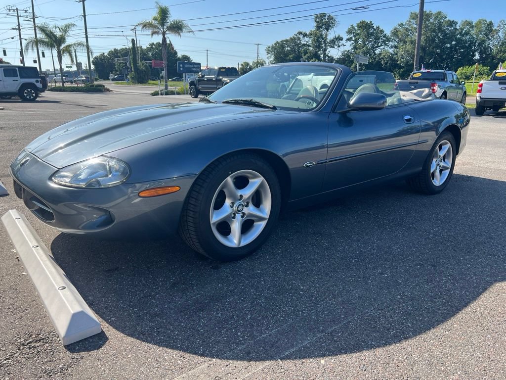 Used 2000 Jaguar XK8 Convertible RWD image 1