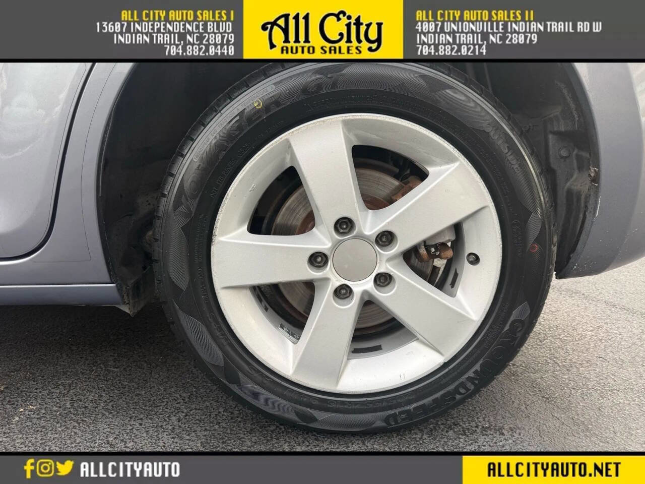 Used 2010 Scion xB image 27