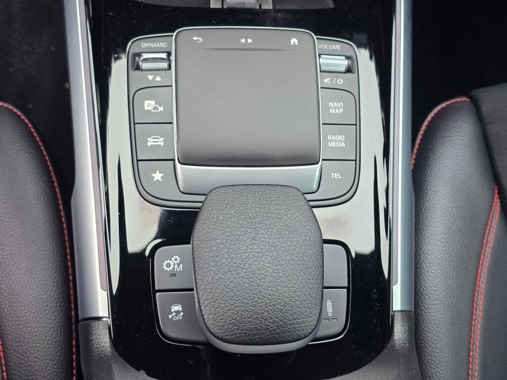 Used 2022 Mercedes-Benz GLB 35 AMG 4MATIC image 16