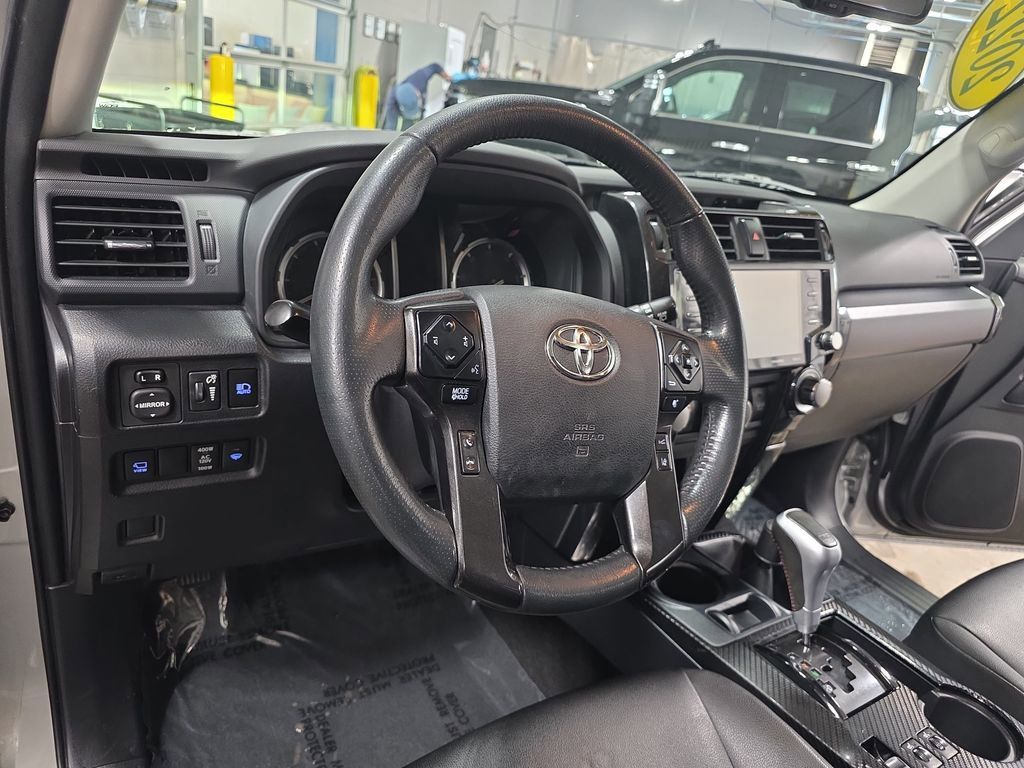 Used 2022 Toyota 4Runner TRD Off-Road Premium image 15