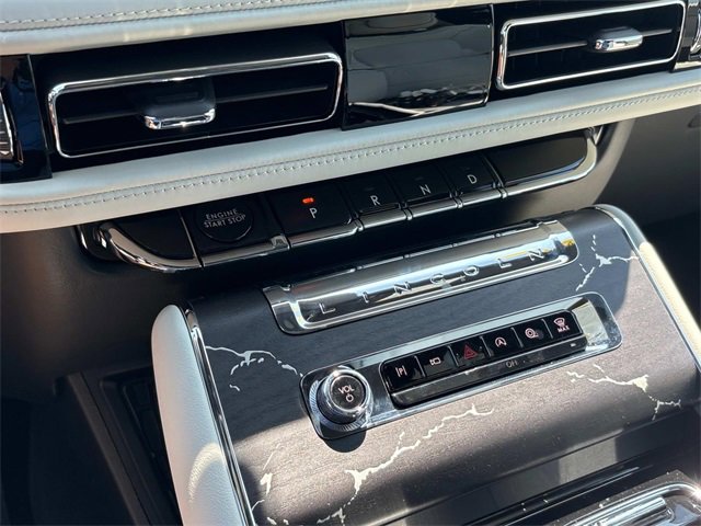 New 2025 Lincoln Aviator Black Label w/ Black Label Special Edition image 30