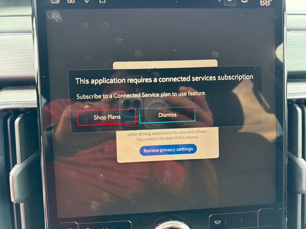 Certified 2025 GMC Acadia AT4 w/ LPO, Floor Liner Package image 24