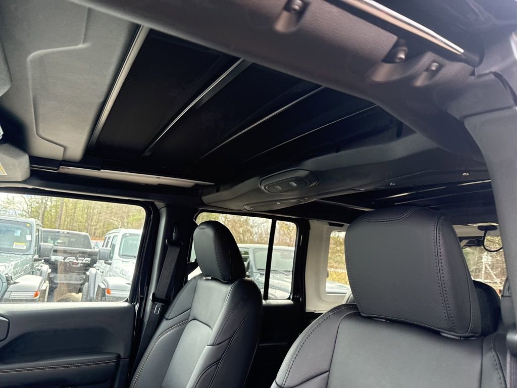 New 2026 Jeep Wrangler Sahara image 18