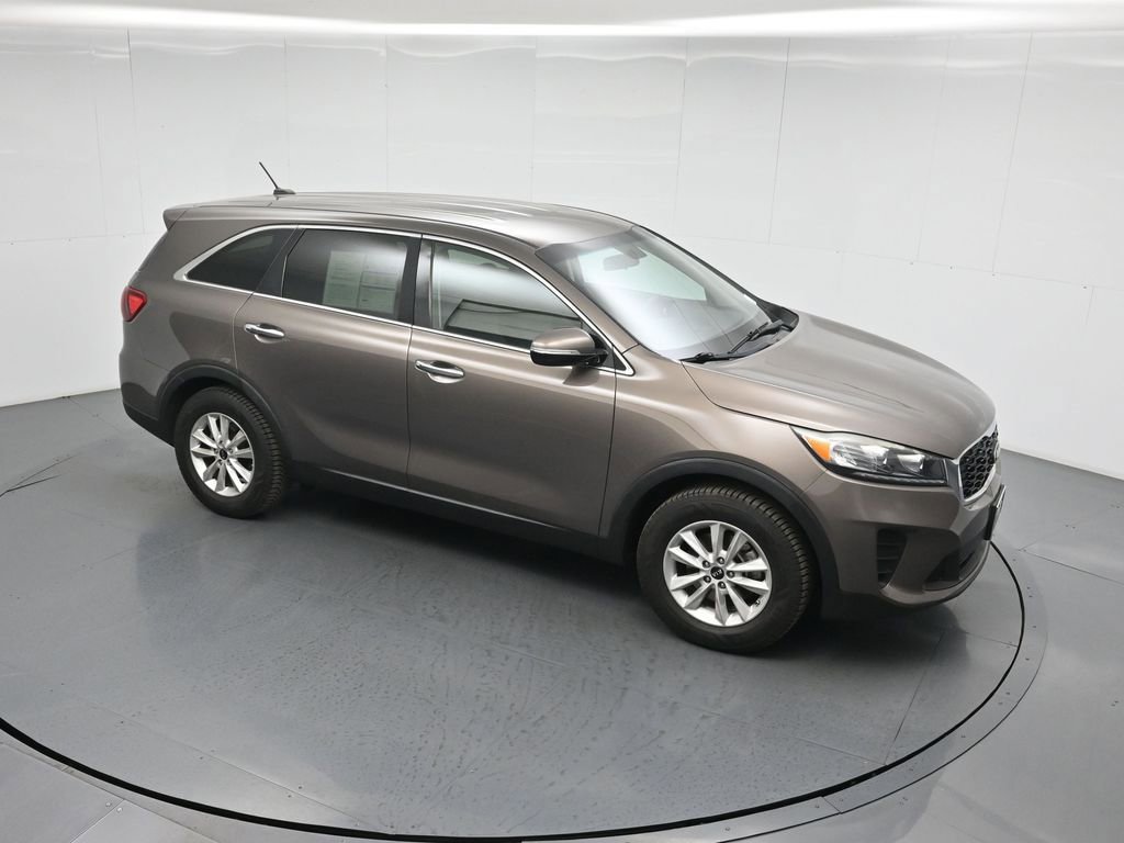 Used 2019 Kia Sorento LX image 42