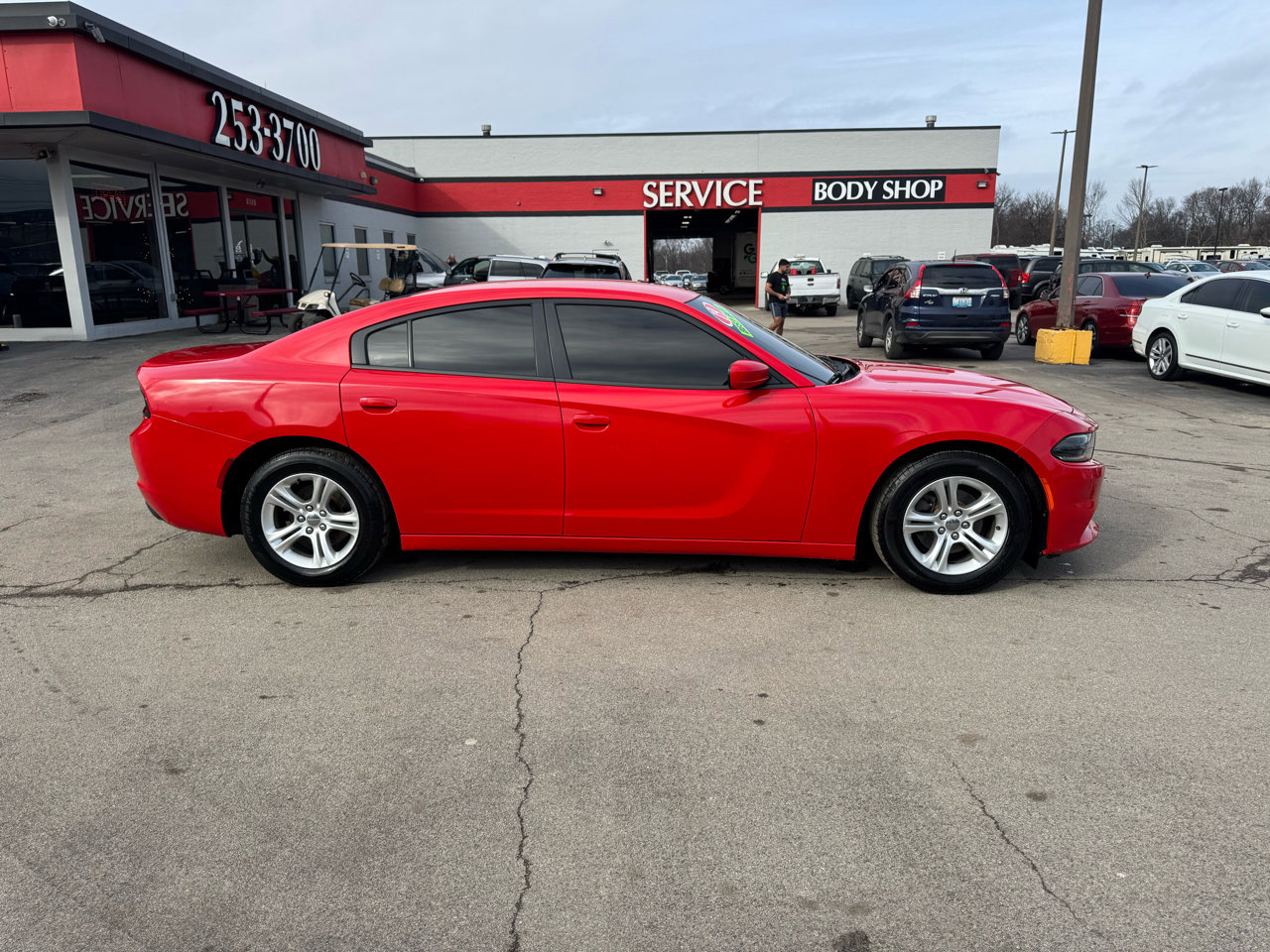 Used 2019 Dodge Charger SXT w/ Leather Interior Group image 2