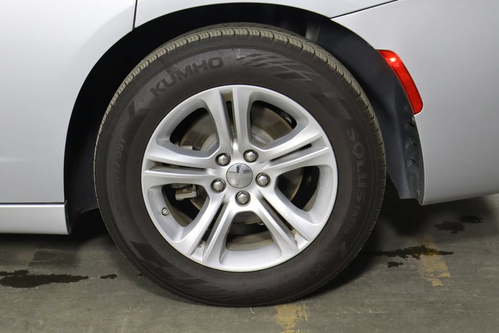 Used 2023 Dodge Charger SXT RWD image 38