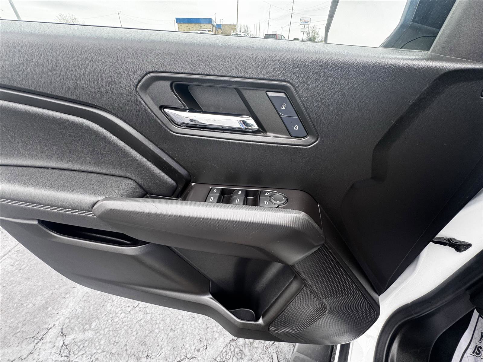 Used 2024 GMC Canyon Elevation w/ Convenience Package image 12