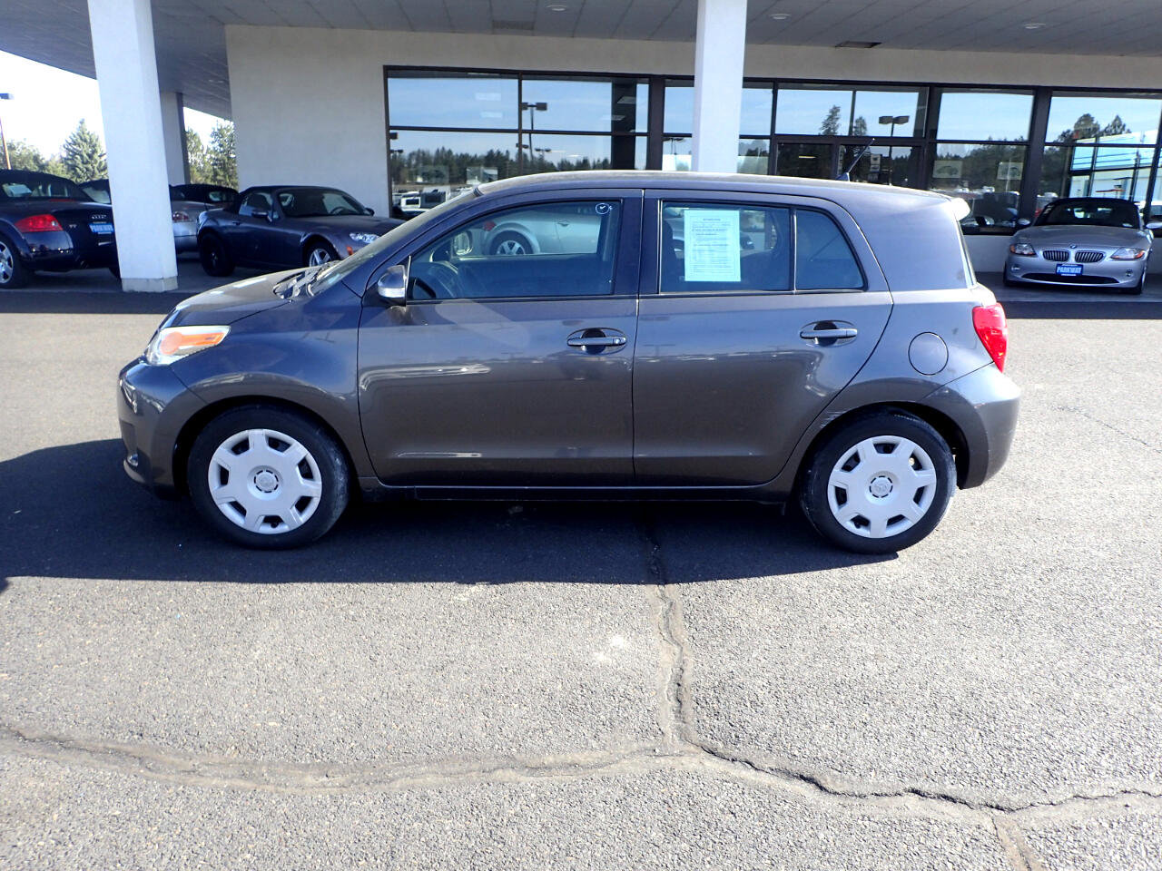 Used 2012 Scion xD image 2