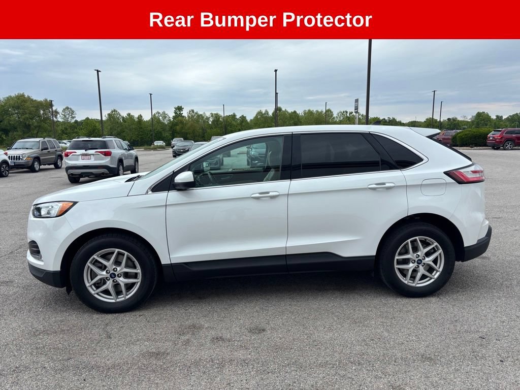 Used 2021 Ford Edge SEL w/ Cargo Accessory Package AWD/4WD image 3
