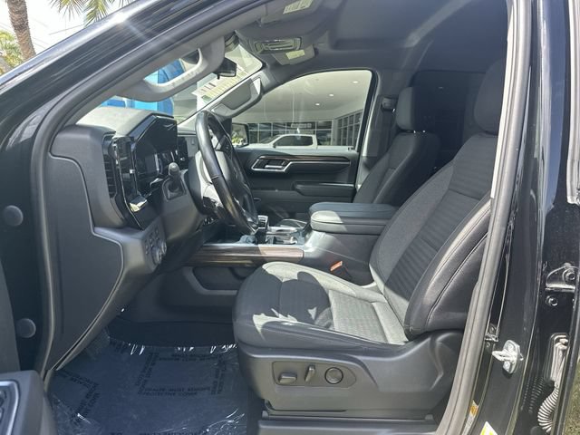 Used 2023 Chevrolet Silverado 1500 LT Trail Boss AWD/4WD image 30
