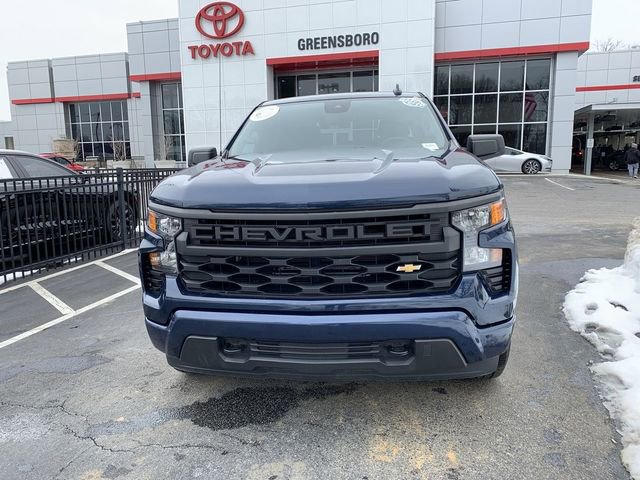 Used 2023 Chevrolet Silverado 1500 Custom image 3