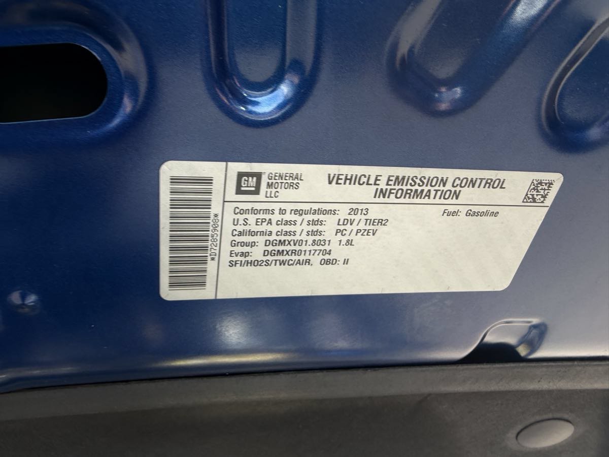 Used 2013 Chevrolet Cruze LS FWD image 20