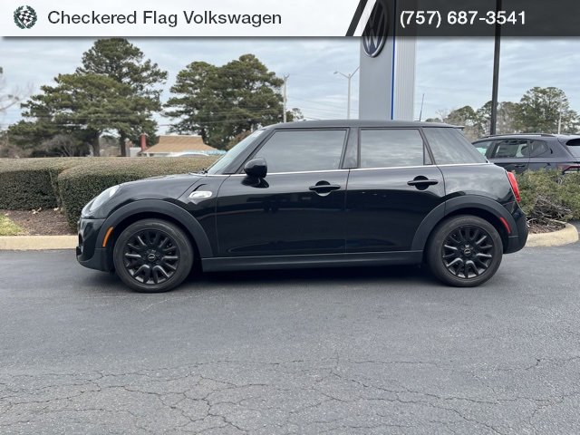 Used 2019 MINI Cooper S w/ Signature Upholstery Package image 4