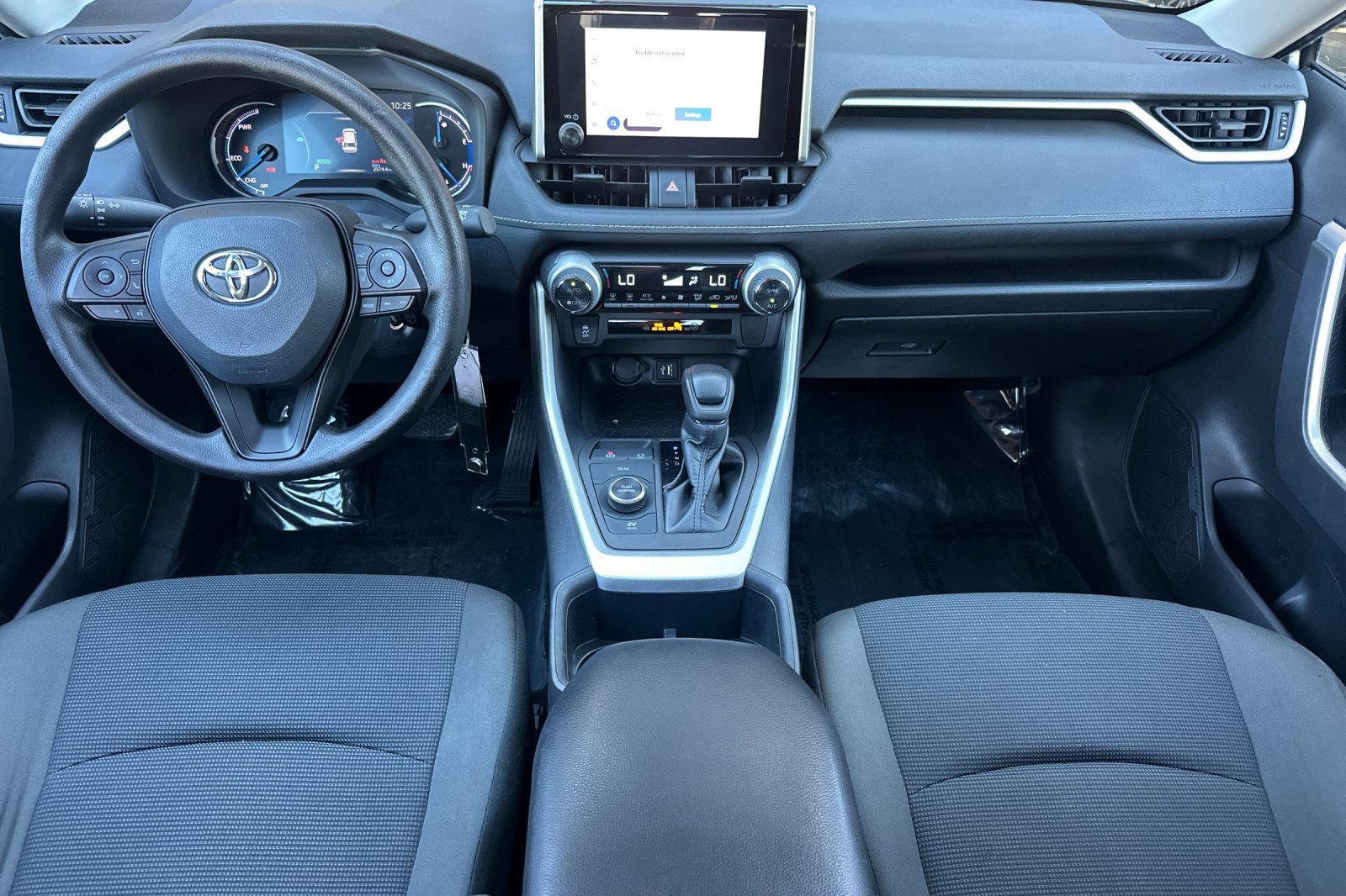 Certified 2023 Toyota RAV4 LE AWD/4WD image 17
