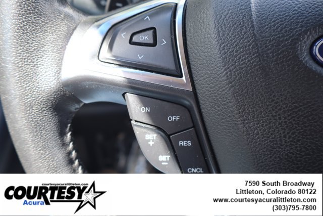 Used 2018 Ford Edge Titanium w/ Technology Package AWD/4WD image 11