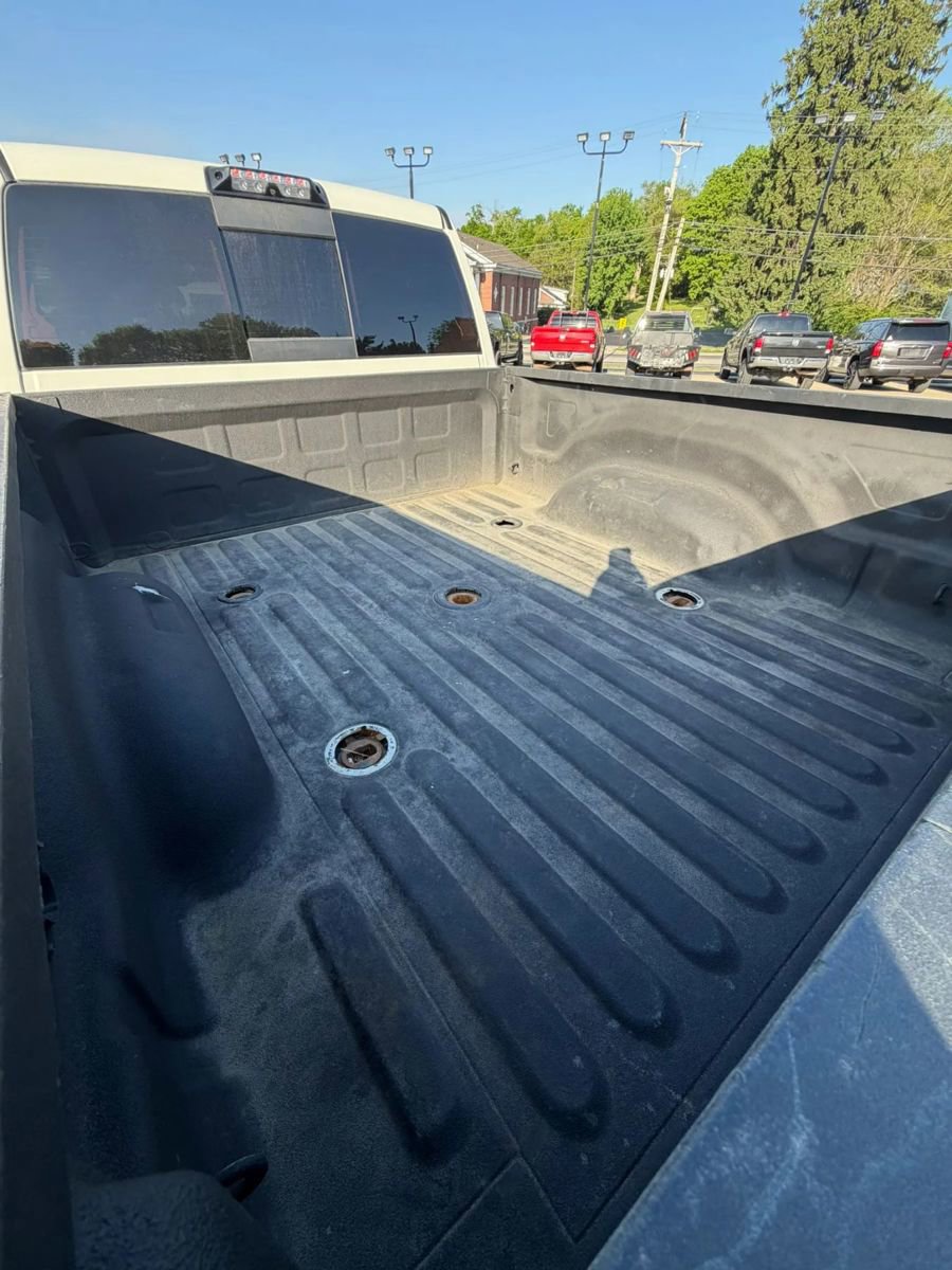 Used 2016 RAM 3500 Laramie AWD/4WD image 6
