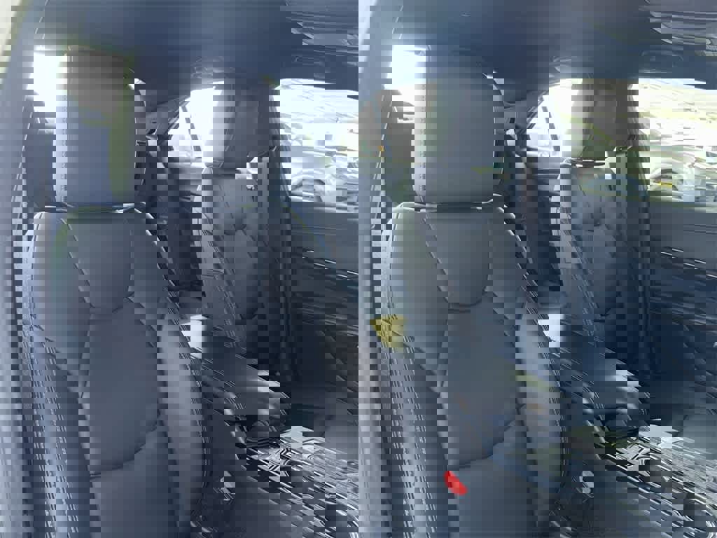 Used 2024 Cadillac CT4 Luxury image 27