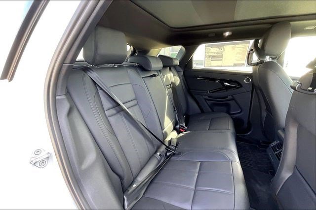 New 2026 Land Rover Range Rover Evoque Dynamic SE image 11