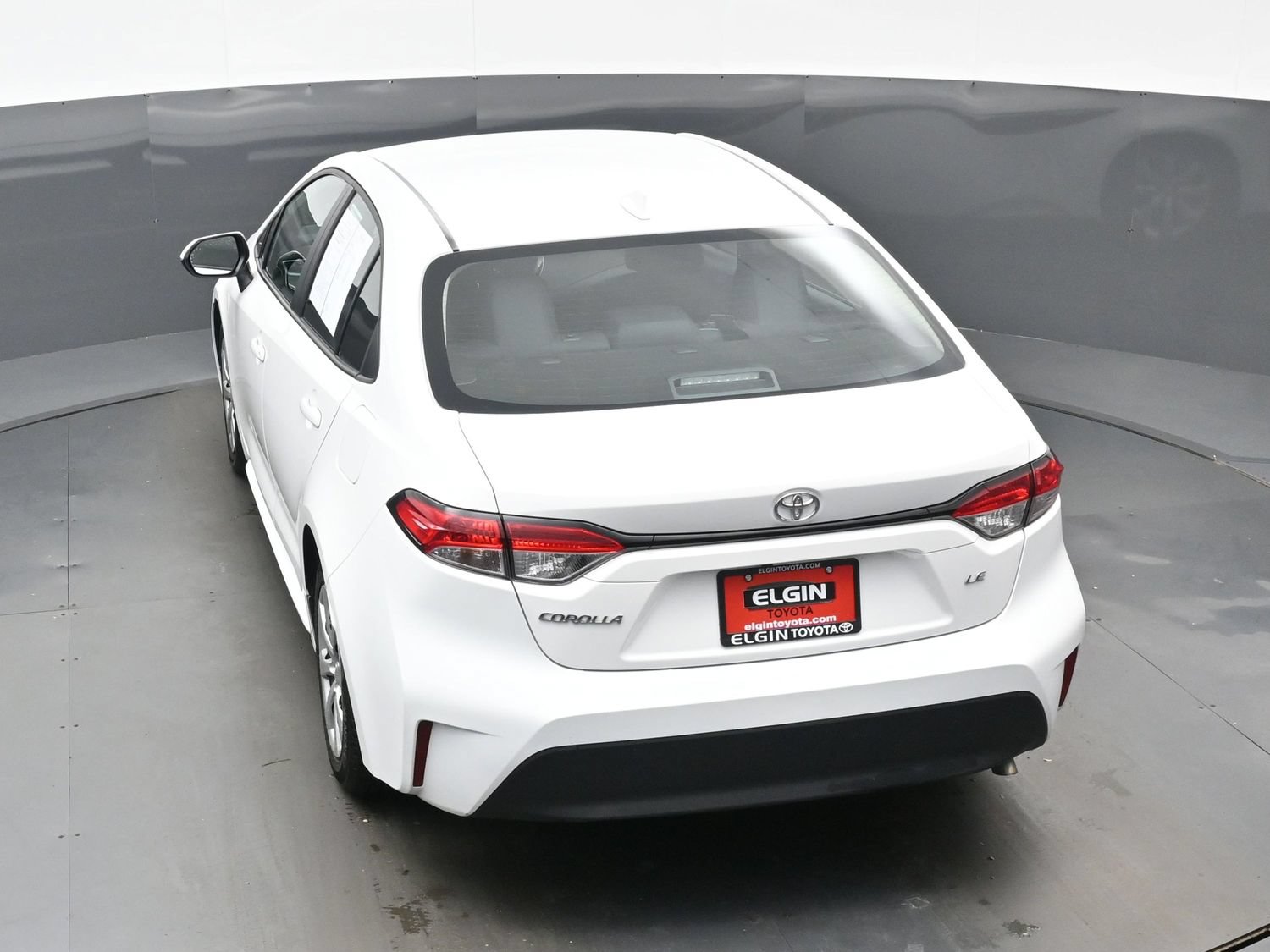Used 2025 Toyota Corolla LE FWD image 37