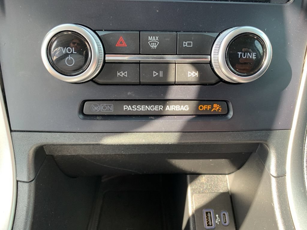 Used 2022 Ford Edge SEL w/ Convenience Package AWD/4WD image 39