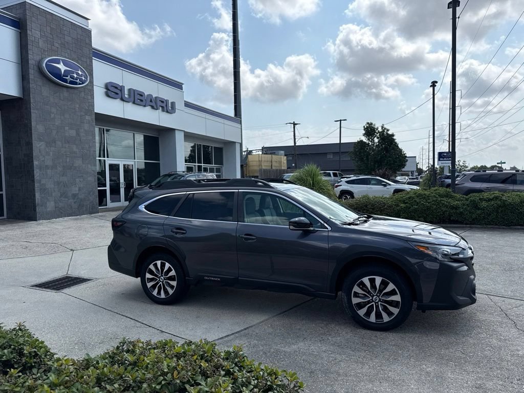 Used 2024 Subaru Outback Limited AWD/4WD image 8