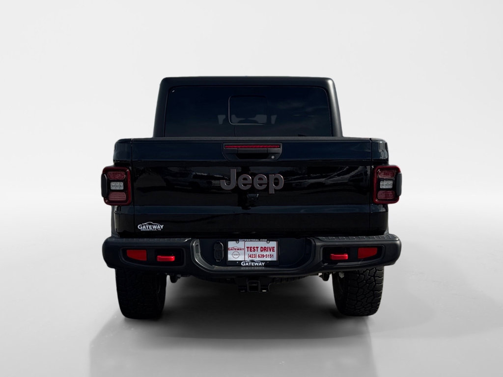 Used 2024 Jeep Gladiator Rubicon w/ Technology Group image 5