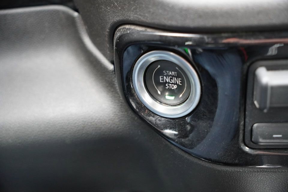 Certified 2022 Chevrolet Silverado 1500 RST image 32