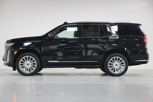 Used 2023 Cadillac Escalade Premium Luxury w/ LPO, Floor Liner Package AWD/4WD image 8