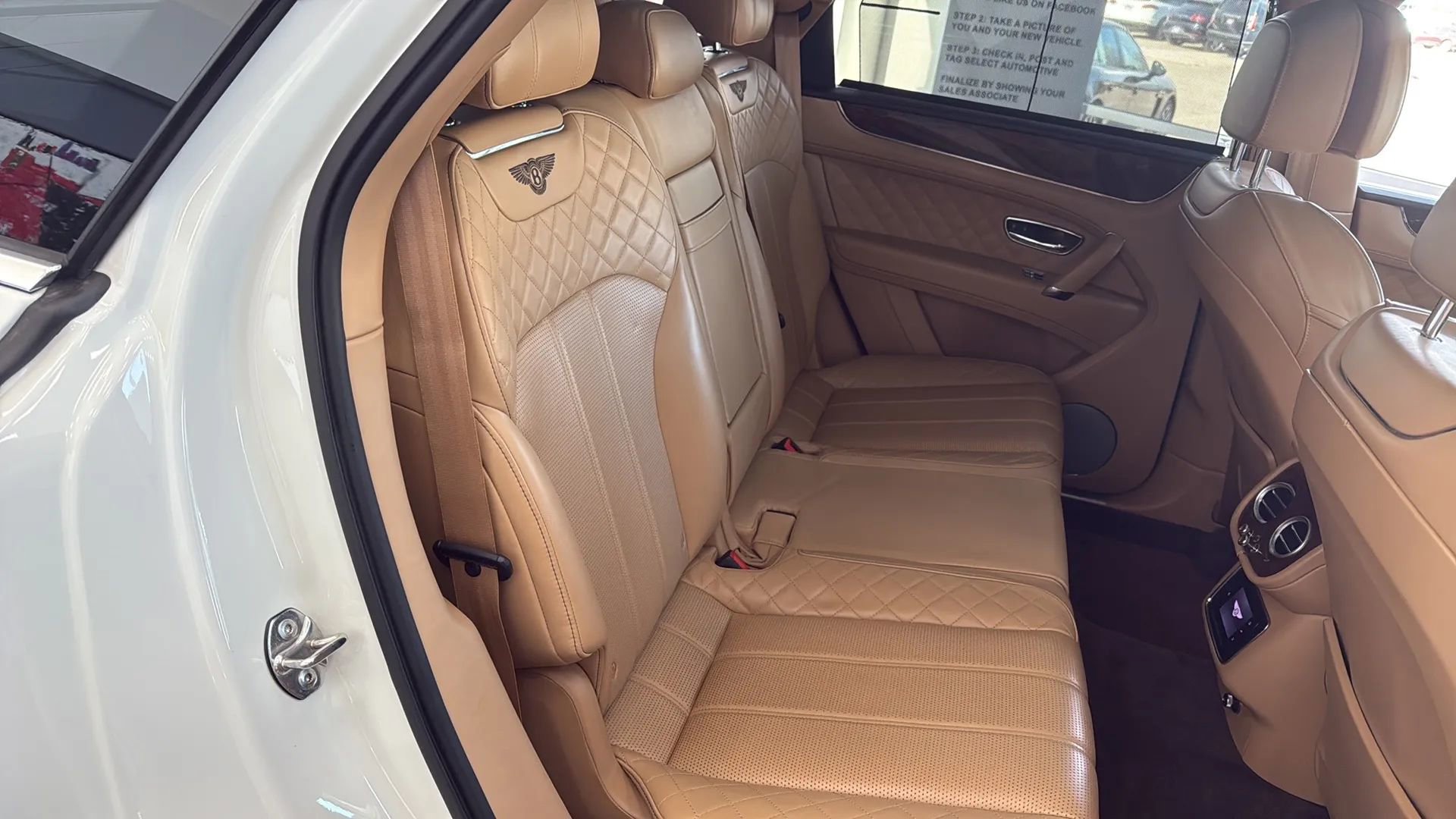 Used 2017 Bentley Bentayga W12 Sport Utility 4D image 19