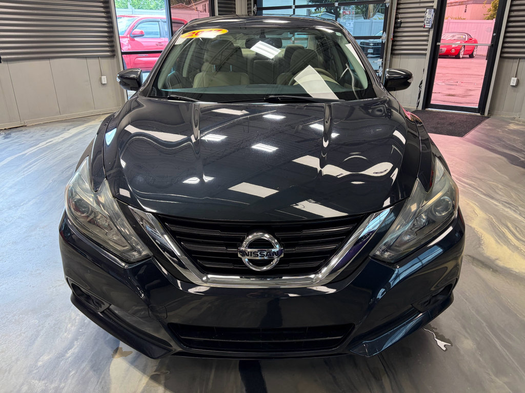 Used 2017 Nissan Altima 3.5 SL w/ 3.5SL Technology Package FWD image 39