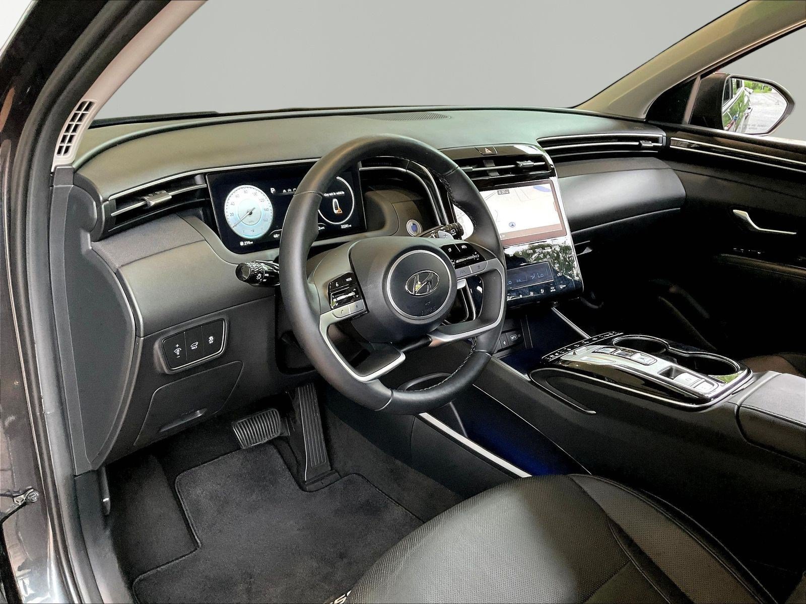 Used 2024 Hyundai Tucson Limited FWD image 16