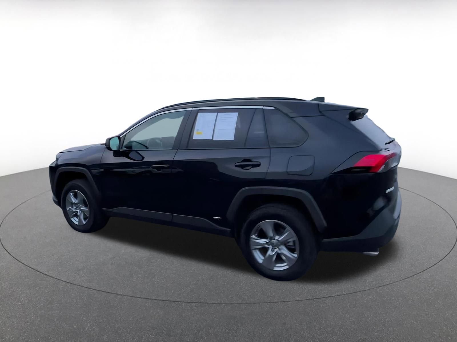 Used 2025 Toyota RAV4 LE image 10