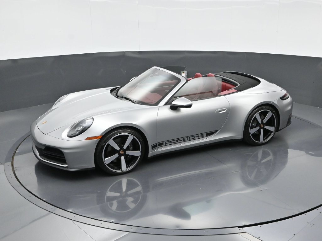 Certified 2026 Porsche 911 Carrera w/ Premium Package RWD image 27