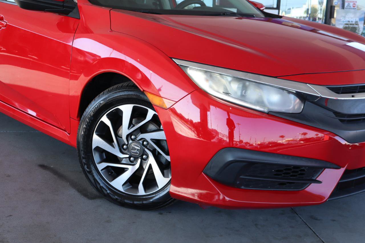 Used 2018 Honda Civic EX image 4