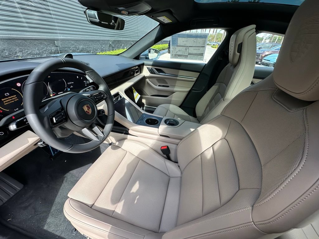 New 2026 Porsche Taycan 4S AWD/4WD image 4